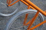 Cykelkärra i orange. B24