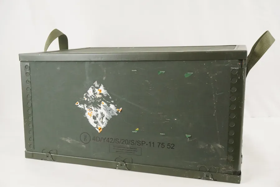 Militärlåda. B69
