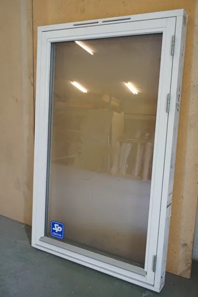 SP Fönster utåtgående 10-16. S686