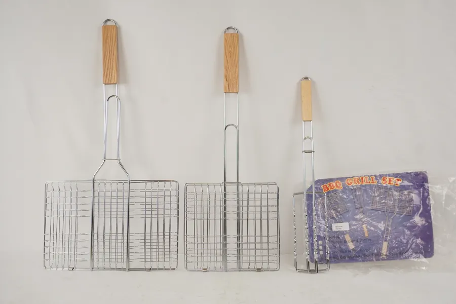 BBQ Grill Set. C7