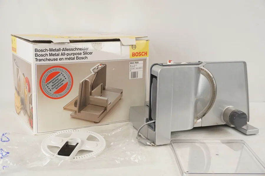 Bosch Skärmaskin. D31