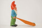 Tomte med skottkärra. G3