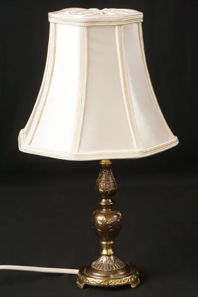 Bordslampa. M30