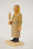 Träfigur Kvinna med Kavel. A86