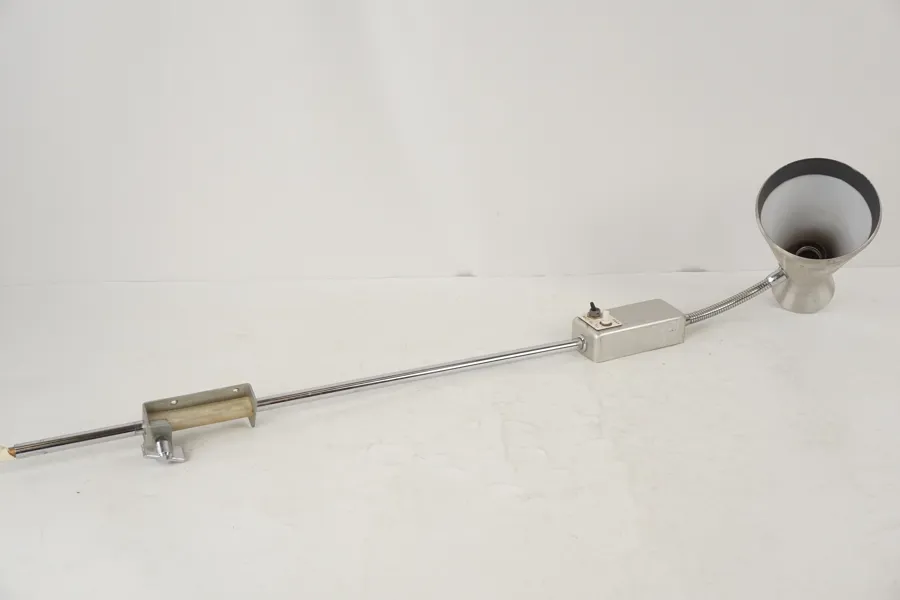 Domi Möbler Vägglampa M51