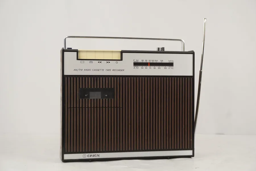 Orion CAF-3 Radio. A154