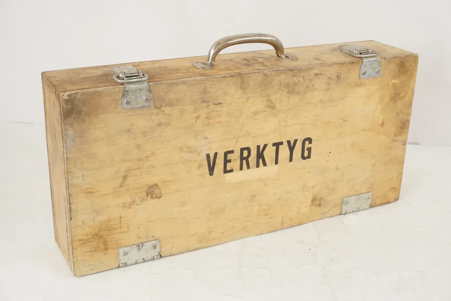 Verktygslåda. D133