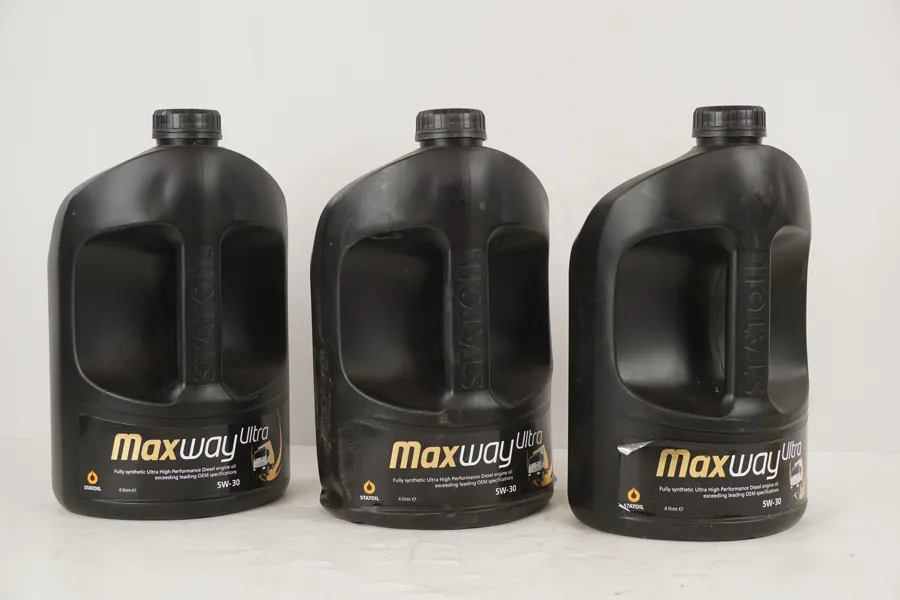 3st Maxway Ultra 5W-30 Motorolja. C38
