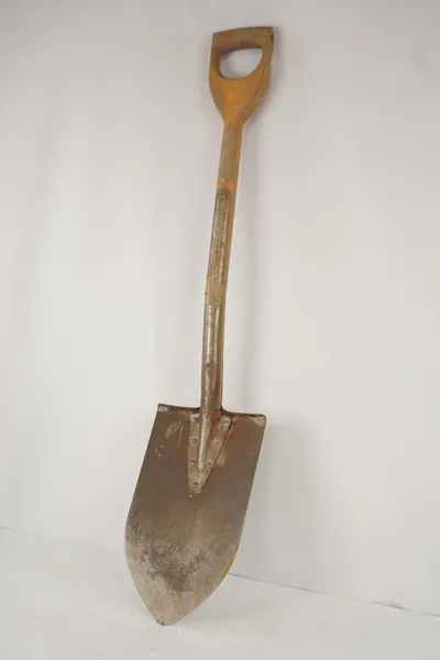 Spade. B323