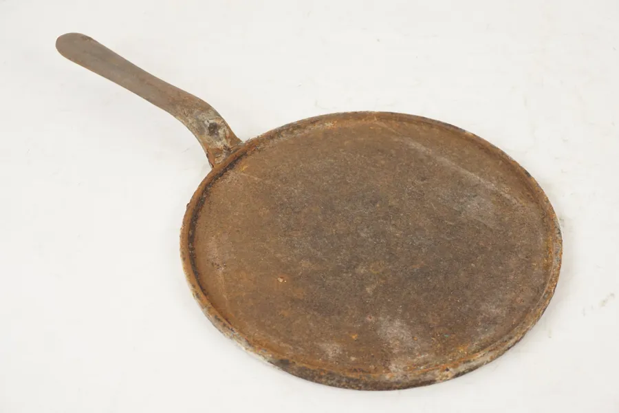 Pannkakslagg i gjutjärn. C51