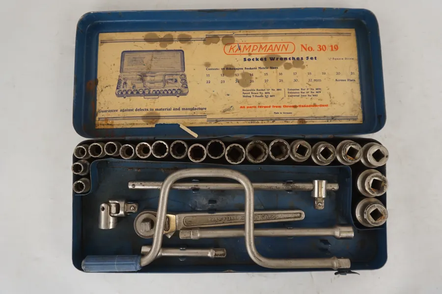 Kampmann No. 30/19 Hylsnyckelsats. D169