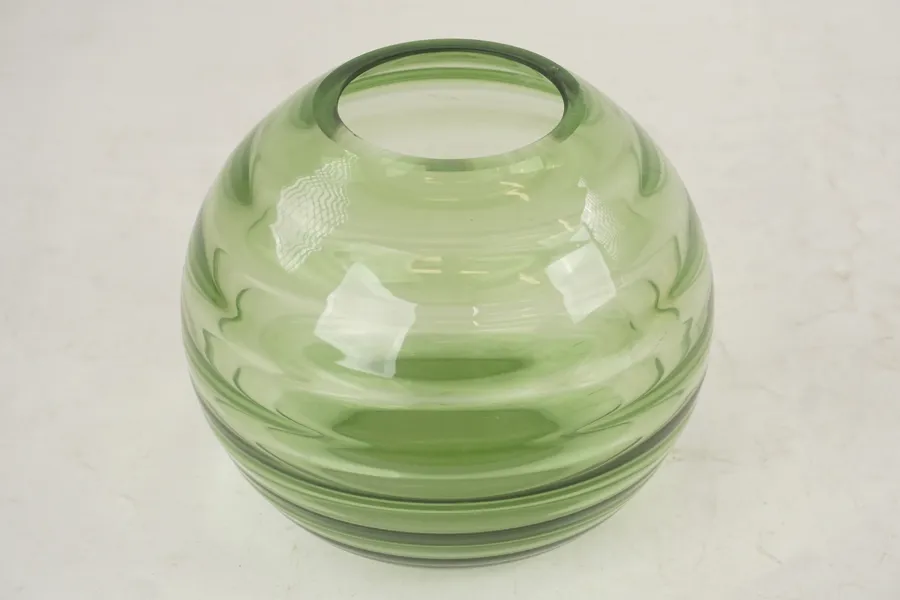 Grön Glasvas. G48