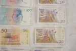 Svenska 100, 50 & 20 Sedlar. A197