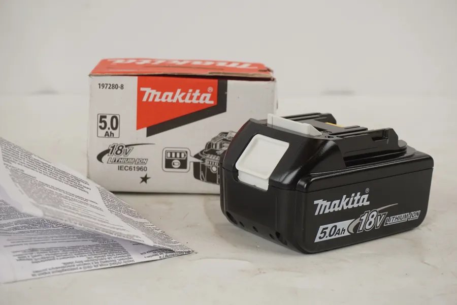 Makita BL1850B  Litiumjonbatteri. A228