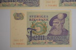 5st 5 Kronors sedlar 1981 i nr följd. A331/