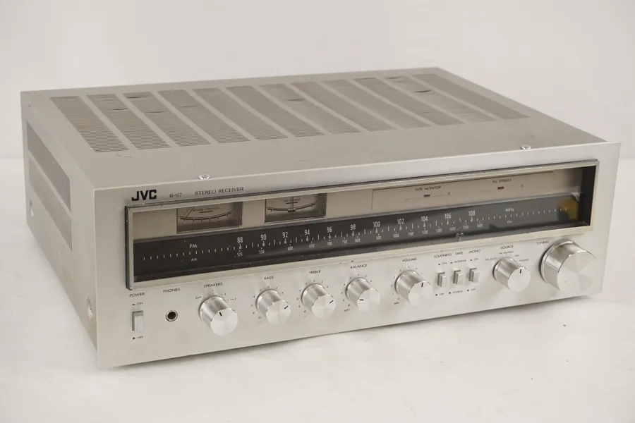 JVC R-S7 Tuner-förstärkare. D186