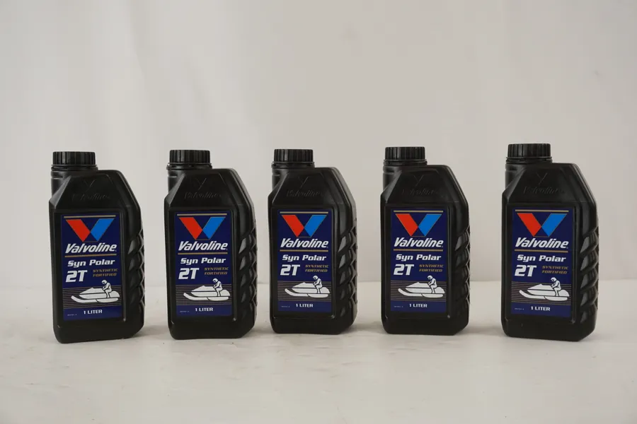 5st 1L Valvoline Syn Polar 2T Tvåtaktsolja. D199