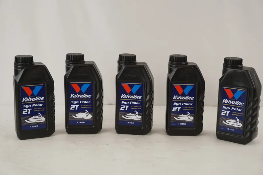 5st 1L Valvoline Syn Polar 2T Tvåtaktsolja. D201