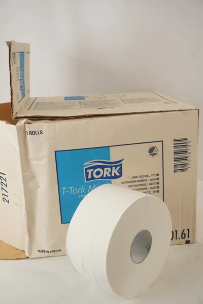 12st Tork T-Tork Mini Pappersrullar. M74