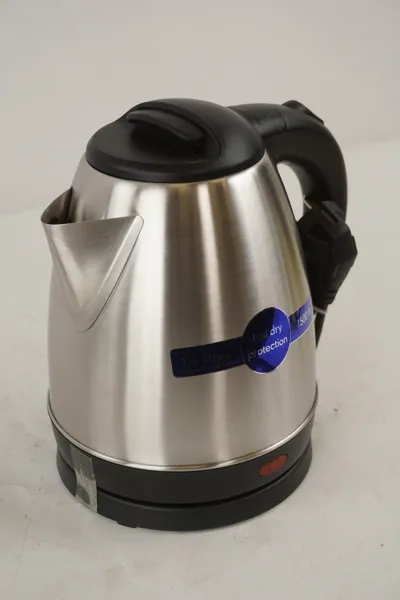 Rusta Elektrisk 1,5L Vattenkokare. C58