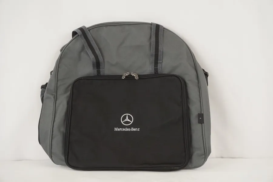 Mercedes Benz Reseväska. A311