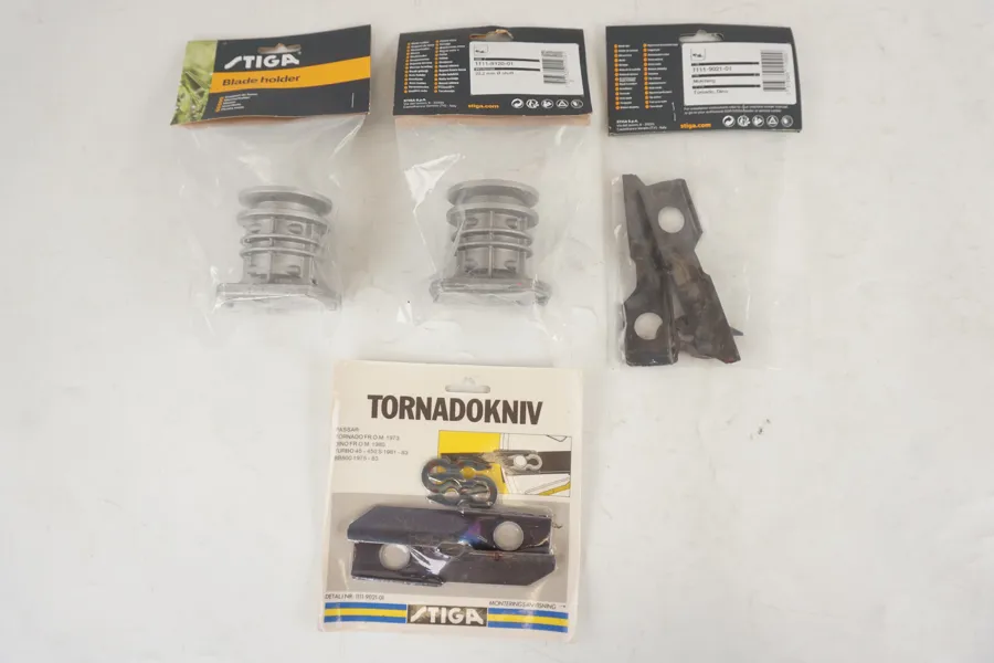 2st Stiga Knivfäste & Tornadokniv. A147/