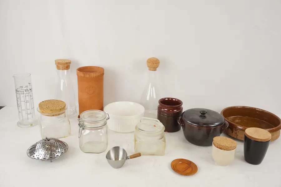 Glasburkar, Vinkylare mm. Bc176/