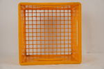 Plastback. B306/