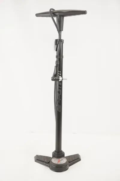 Air Pump Luftpump. B83