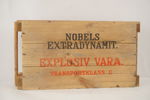 Explosiv vara trälåda. B95