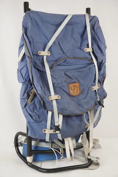 Fjällräven Nepal Gyro ramryggsäck blå. D11