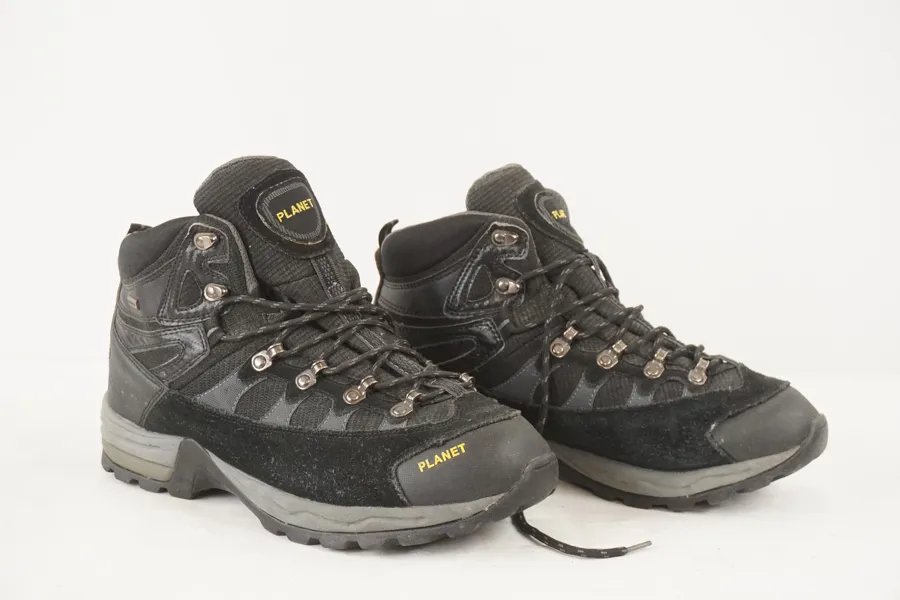 Planet trekking skor 31cm. A20