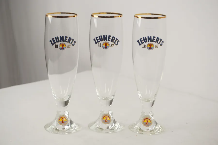 3st Zeunerts ölglas. G4