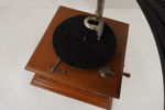 Trattgrammofon, svart. B211