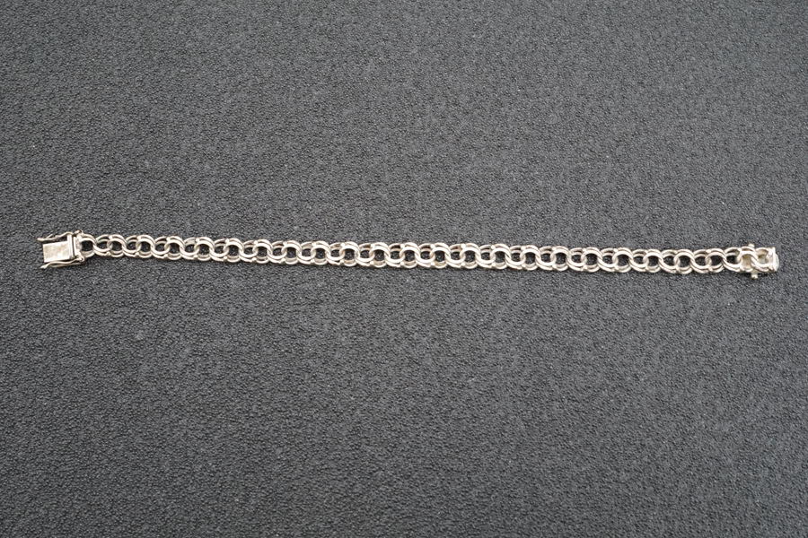 Silverarmband bismarcklänk. A117