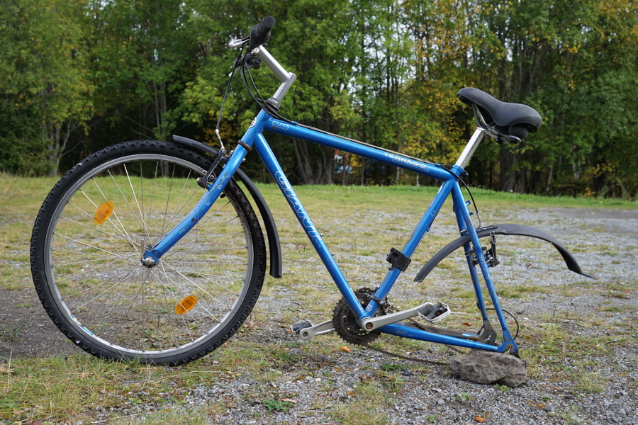 Giant Terrago cykel blå. B379