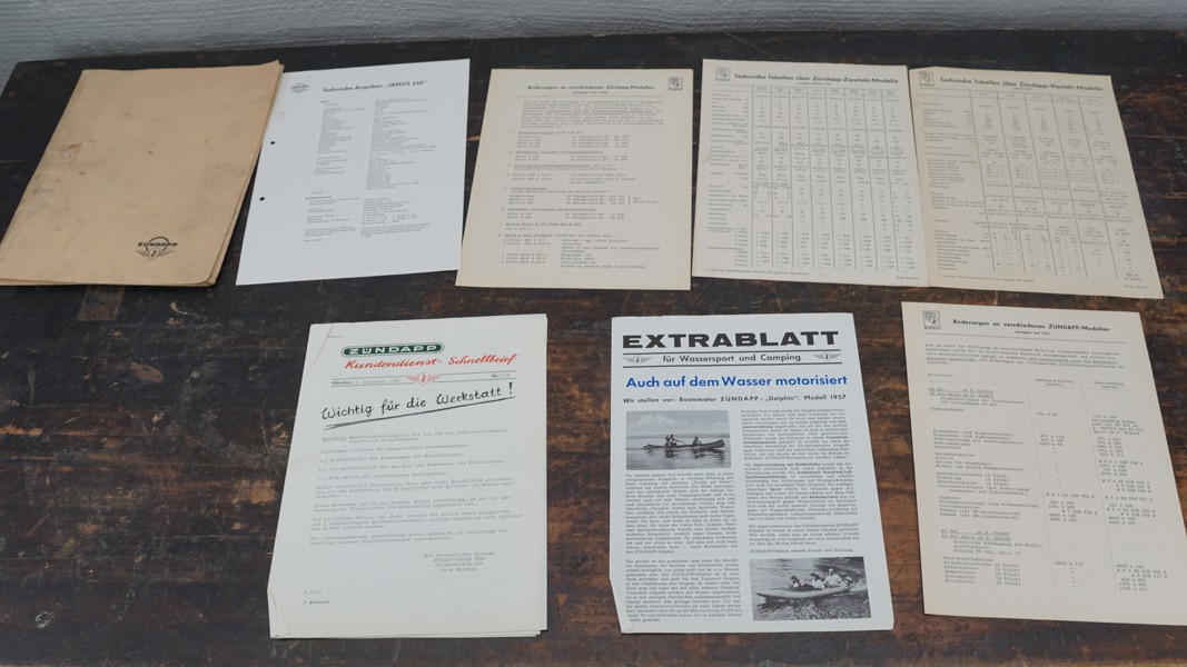 Diverse Zundapp papper med teknisk information tabeller m.m. A461