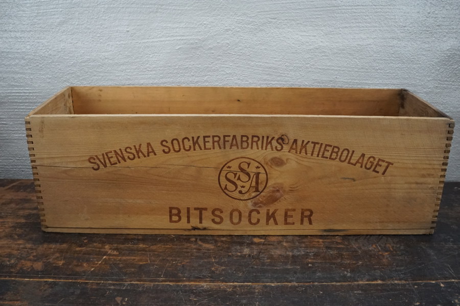 Svenska Sockerfabriks Aktiebolaget trälåda. B264